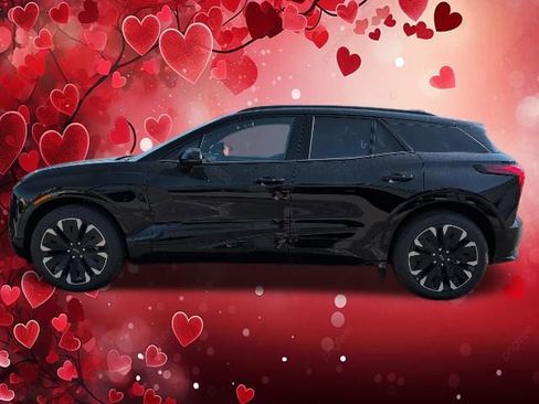 New 2025 Chevrolet Blazer EV RS image 8