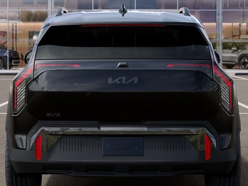 New 2027 Kia EV3 Land AWD/4WD image 13