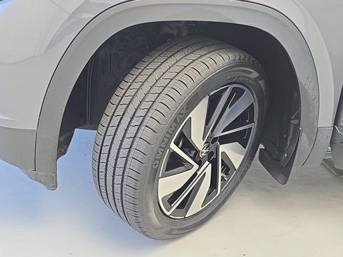 Certified 2024 Volkswagen Atlas SE AWD/4WD image 33