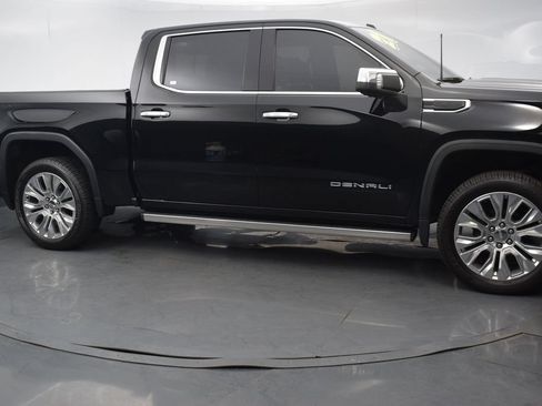 Used 2021 GMC Sierra 1500 Denali w/ Denali Ultimate Package AWD/4WD image 7
