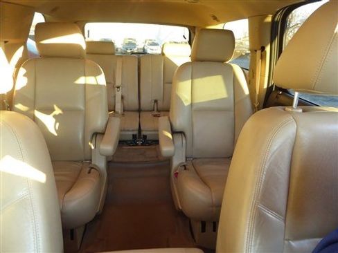 Used 2011 GMC Yukon Denali image 13