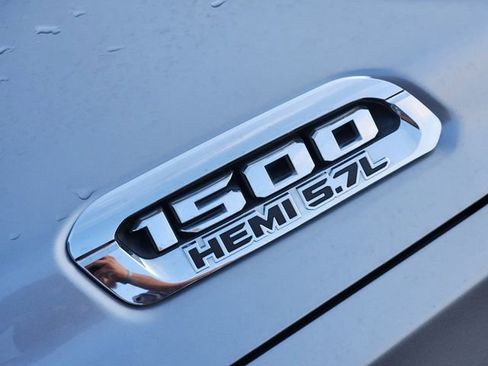 Used 2019 RAM 1500 Limited image 10