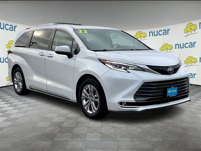 Used 2022 Toyota Sienna Platinum