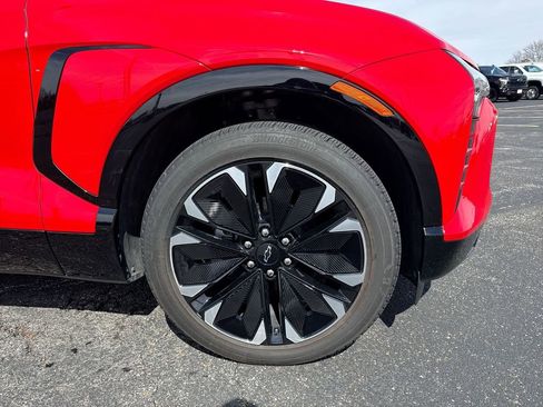 Certified 2024 Chevrolet Blazer EV RS image 10