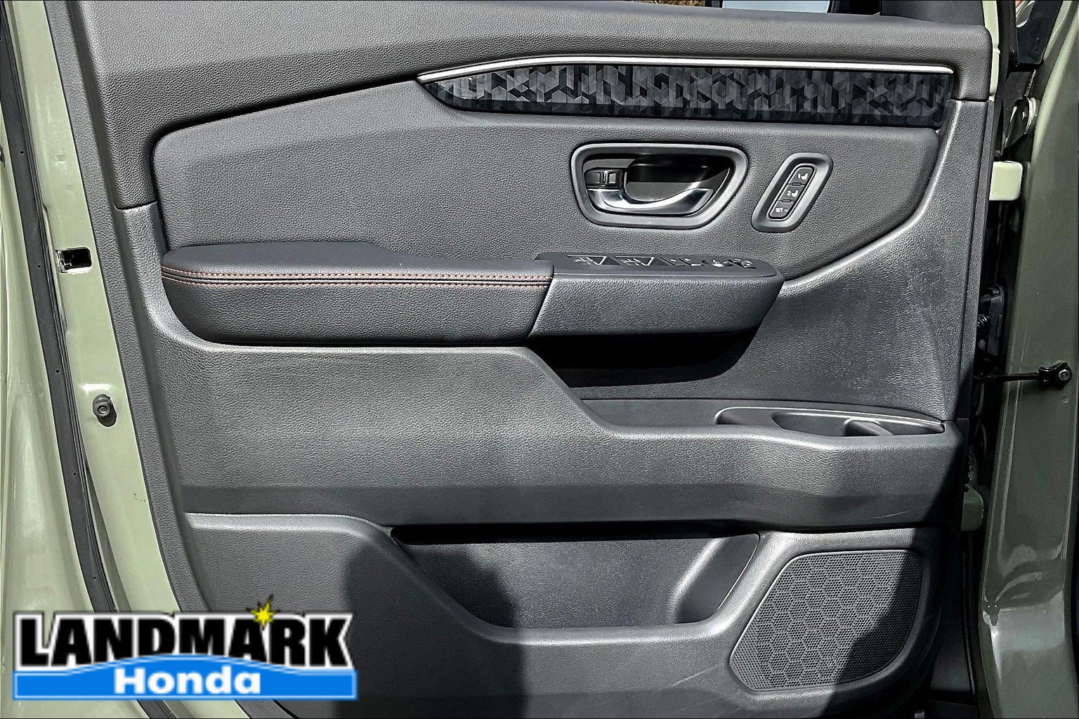 Certified 2026 Honda Passport TrailSport Elite image 18