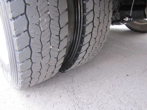 Used 2024 RAM 4500 SLT w/ Quick Order Package 2YG SLT image 28