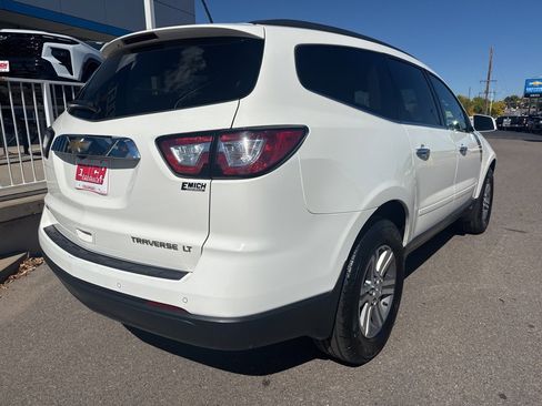 Used 2015 Chevrolet Traverse LT image 4