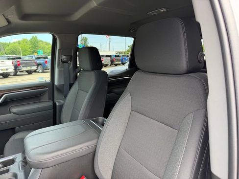 Used 2026 GMC Sierra 1500 Elevation w/ Preferred Package AWD/4WD image 11