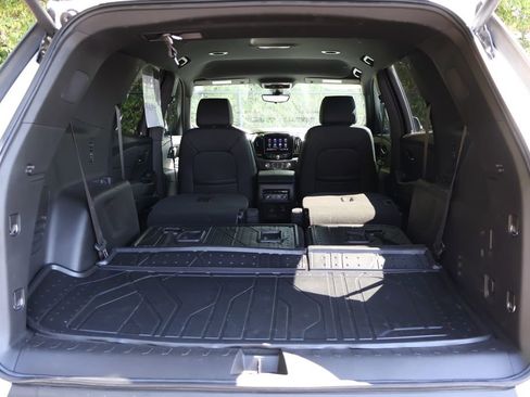 Certified 2023 Chevrolet Traverse RS w/ LPO, Floor Liner Package image 54
