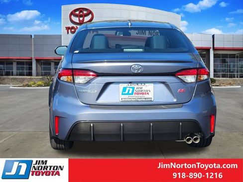 Used 2025 Toyota Corolla SE w/ SE Premium Package FWD image 7