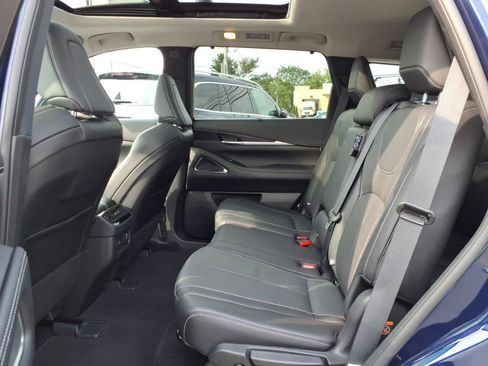 Used 2022 INFINITI QX60 Sensory w/ Vision Package AWD/4WD image 13