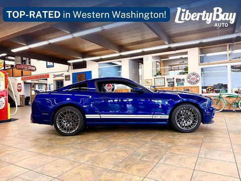 Used 2014 Ford Mustang Shelby GT500 w/ Equipment Group 821A RWD image 4