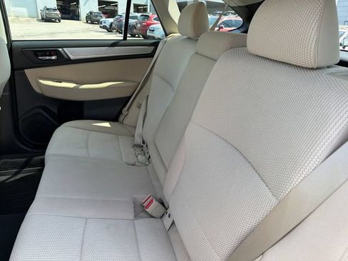 Used 2019 Subaru Outback 2.5i Premium AWD/4WD image 23