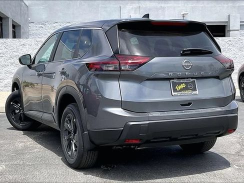 New 2026 Nissan Rogue SV FWD image 2