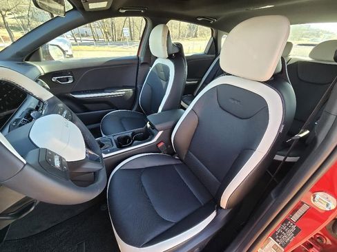 New 2025 Kia K4 GT-Line Turbo image 12