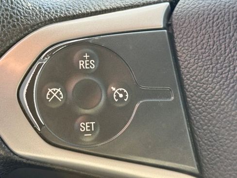 Used 2022 Chevrolet Colorado W/T w/ WT Convenience Package image 16