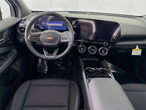 New 2026 Chevrolet Blazer EV LT AWD/4WD image 2