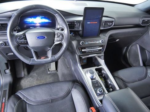 Certified 2020 Ford Explorer ST w/ Premium Technology Package AWD/4WD image 3