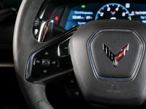 Used 2023 Chevrolet Corvette Stingray Preferred Cpe w/ Z51 Performance Package RWD image 17