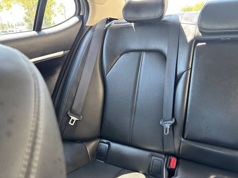 Used 2026 Genesis G70 2.5T RWD image 41