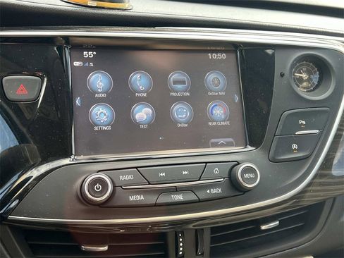 Certified 2019 Buick Envision Essence image 18