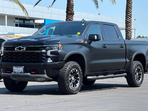 Used 2025 Chevrolet Silverado 1500 ZR2 w/ Technology Package AWD/4WD image 7