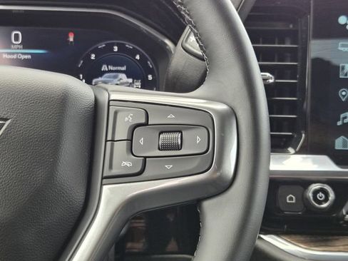 Used 2024 Chevrolet Silverado 1500 LT AWD/4WD image 28