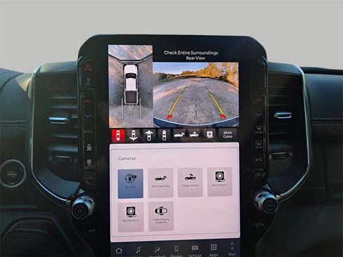 Used 2025 RAM 3500 Laramie image 31