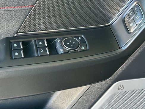 Used 2025 Ford F150 Raptor AWD/4WD image 13
