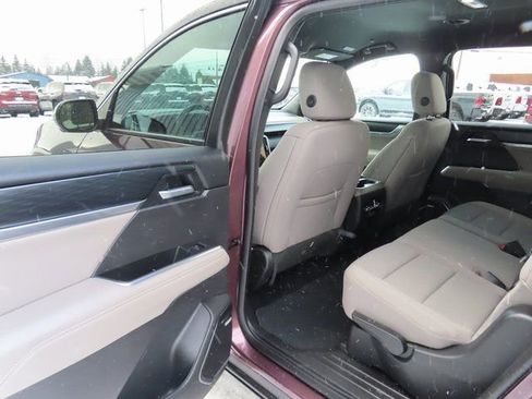 Used 2026 GMC Acadia Elevation image 20