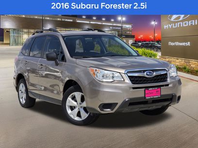 Used 2016 Subaru Forester 2.5i w/ Alloy Wheel Package