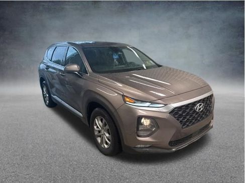 Used 2019 Hyundai Santa Fe SEL FWD image 3