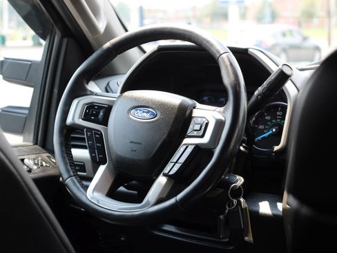 Used 2018 Ford F250 Lariat w/ Snow Plow Prep Package AWD/4WD image 14