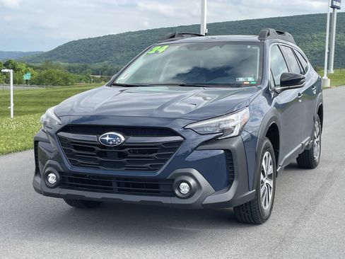 Certified 2024 Subaru Outback Premium AWD/4WD image 8