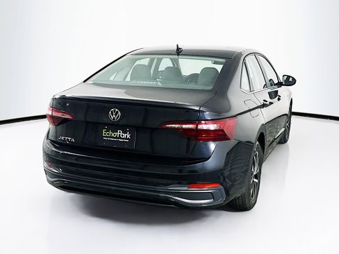 Used 2024 Volkswagen Jetta S FWD image 9