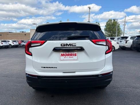 Used 2022 GMC Terrain SLE w/ Driver Convenience Package AWD/4WD image 5