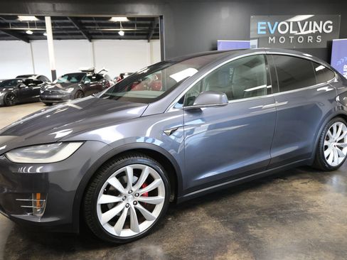 Used 2017 Tesla Model X P100D AWD/4WD image 5