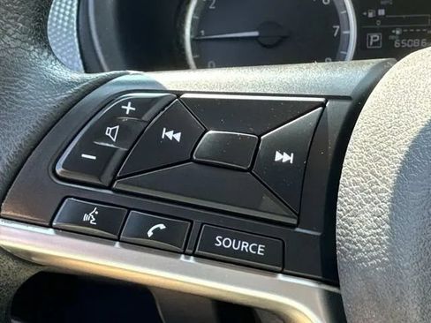 Used 2019 Nissan Kicks S FWD image 32