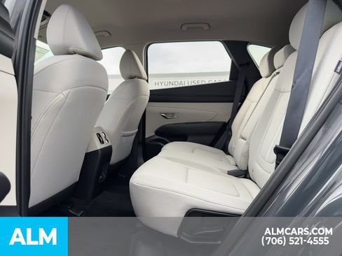 Used 2025 Hyundai Tucson SEL FWD image 11