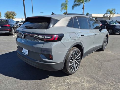 Used 2025 Volkswagen ID.4 Pro image 7