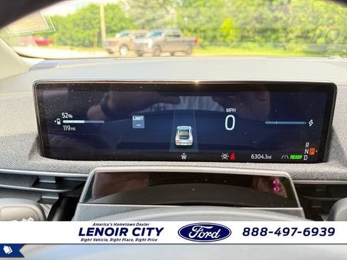 Used 2025 Ford Mustang Mach-E Premium AWD/4WD image 22