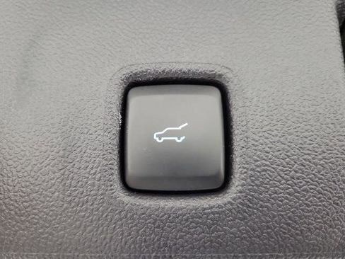 Used 2024 Ford Escape ST-Line w/ Tech Pack #1 AWD/4WD image 10