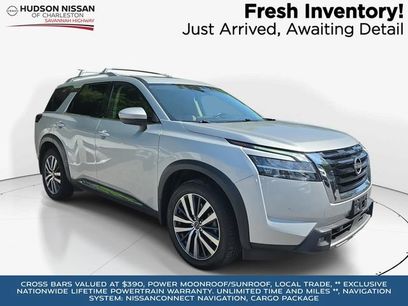Used 2022 Nissan Pathfinder Platinum w/ Cargo Package