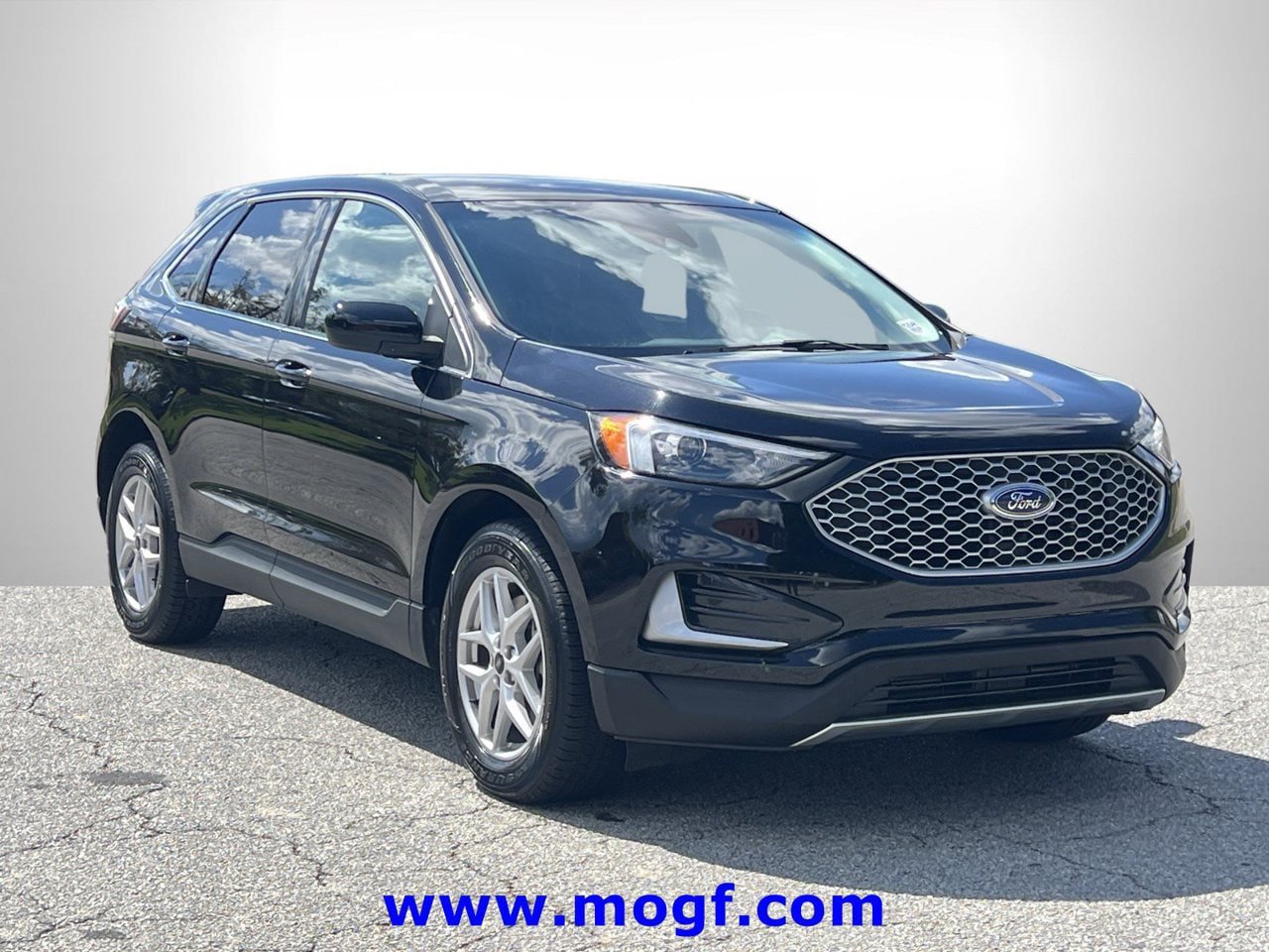 Used 2024 Ford Edge SEL AWD/4WD image 4