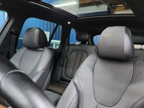 Used 2019 BMW X5 xDrive40i w/ Premium Package 2 image 9