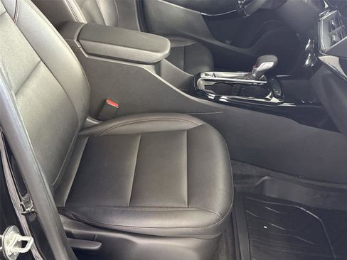 Used 2024 Chevrolet Trax RS w/ Driver Confidence Package image 16