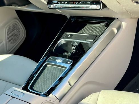 Certified 2025 Mercedes-Benz GLB 250 4MATIC image 15