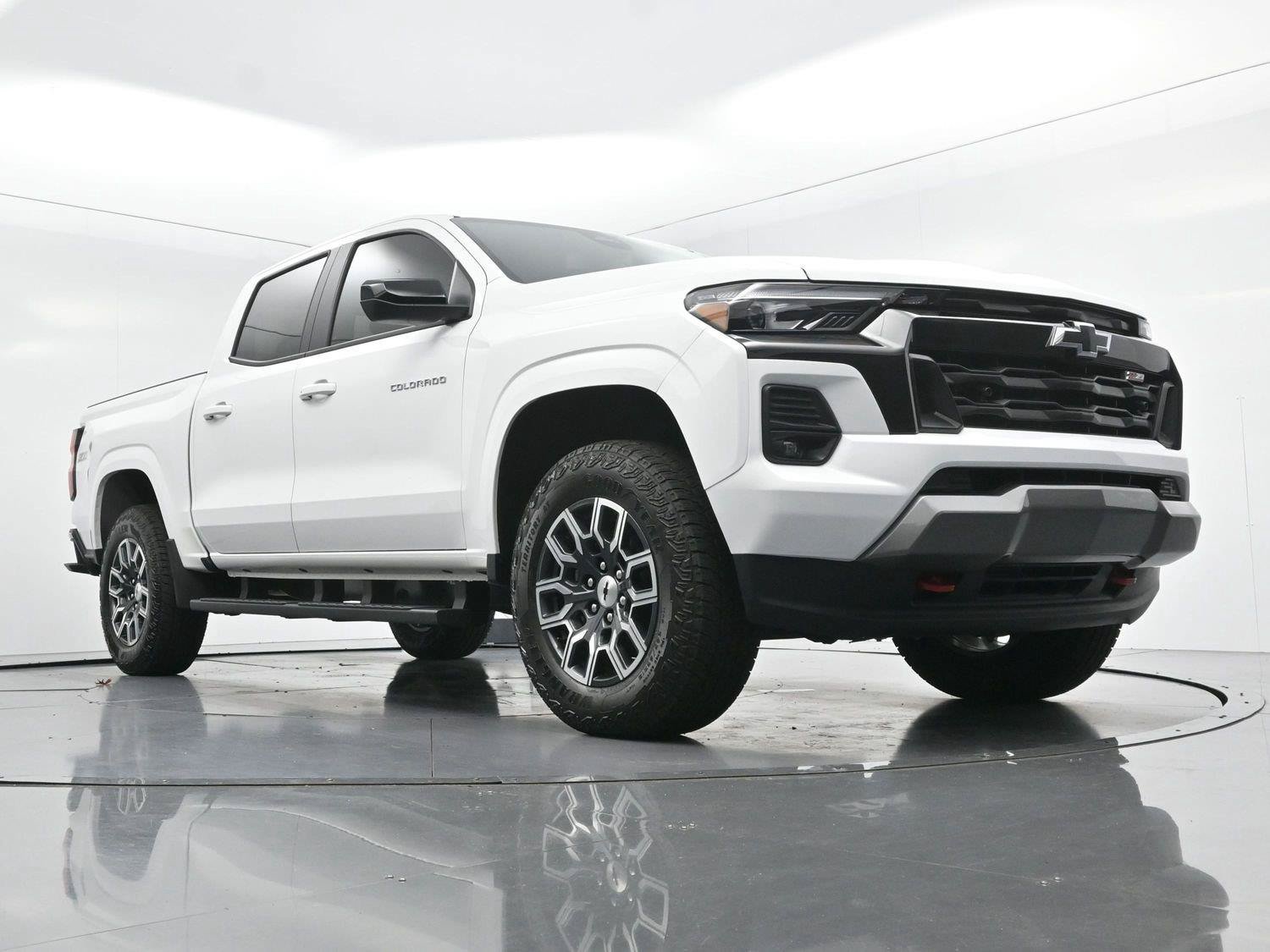 Used 2026 Chevrolet Colorado Z71 AWD/4WD image 41