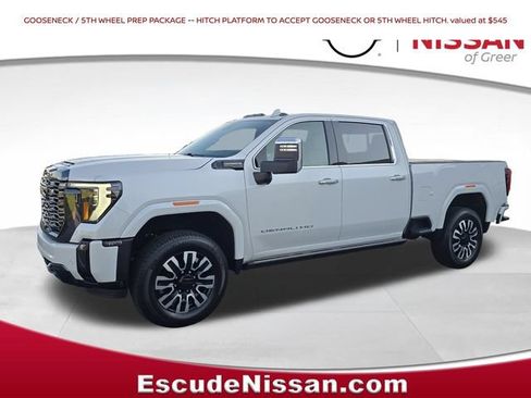 Used 2024 GMC Sierra 2500 Denali Ultimate AWD/4WD image 7