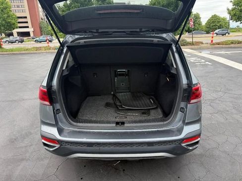 Used 2022 Volkswagen Taos SE AWD/4WD image 7